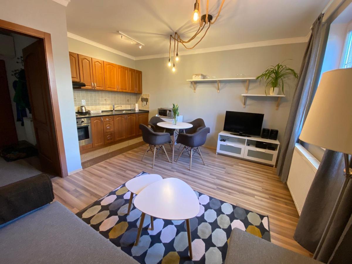 Apartman Posta Rajecke Teplice Exterior photo