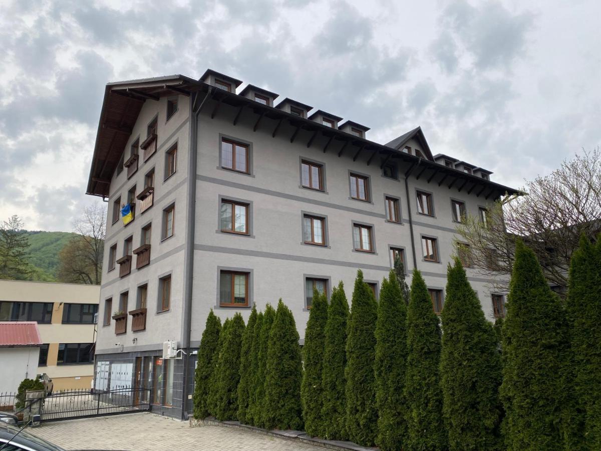 Apartman Posta Rajecke Teplice Exterior photo